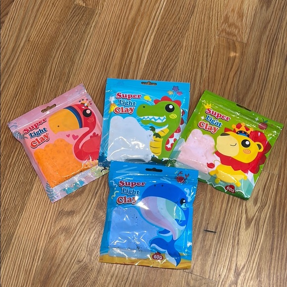 Super Light Clay Set of 4 Multicolor Packs Sensory children’s fidget toys new - Picture 1 of 1